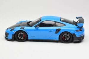 Porsche 911 991.2 GT2 RS Bleu avec Jantes Noires Minichamps 1:18 155068308 Métal — image 3 sur 6