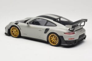 Porsche 911 991.2 GT2 RS Chalk Weissach Package Jantes Dorées Minichamps 1:18 155068304 Métal — image 5 sur 6