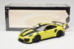 Porsche 911 GT2 RS 991.2 Weissach Package Vert Jantes Noires Minichamps 1:18 155068300-1 Métal — image 6 sur 6