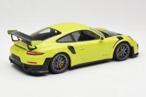 Porsche 911 991.2 GT2 RS Vert Citron avec Jantes Argentées Minichamps 1:18 155068309 Métal — image 2 sur 6
