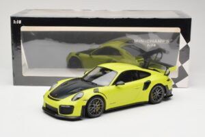 Porsche 911 991.2 GT2 RS Vert Citron avec Jantes Argentées Minichamps 1:18 155068309 Métal — image 6 sur 6