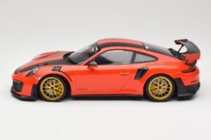 Porsche 911 991.2 GT2 RS Orange Weissach Package Jantes Dorées Minichamps 1:18 155068305 Métal — image 3 sur 6