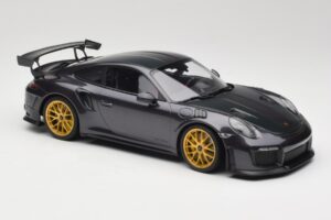Porsche 911 991.2 GT2 RS Weissach Package Purple Metallic Avec Jantes Magnésium Dorées Minichamps 1:18 153068322 Métal — image 4 sur 6