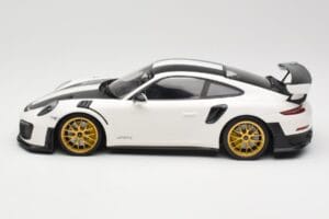 Porsche 911 991.2 GT2 RS Weissach Package Blanc Avec Jantes Dorées Minichamps 1:18 153068308 Métal — image 3 sur 6