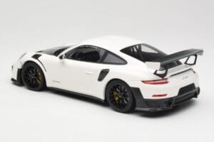 Porsche 911 991.2 GT2 RS Blanc avec Jantes Noires Minichamps 1:18 155068310 Métal — image 5 sur 6