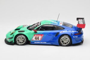 Porsche 911 GT3 R 991.2 Team Falken Motorsport #44 P. Dumbreck / M. Ragginger / S. Müller / K. Bachler ADAC 24 Hours Nürburgr — image 3 sur 6