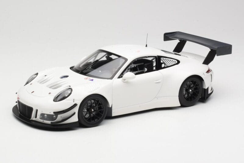 Porsche 911 991.2 GT3 R Blanc avec Jantes Noires Minichamps 1:18 155186900 Métal