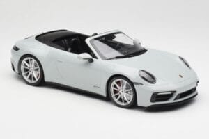 Porsche 911 992 Carrera 4 GTS Cabriolet Gris Minichamps 1:18 155063034 Métal — image 2 sur 6