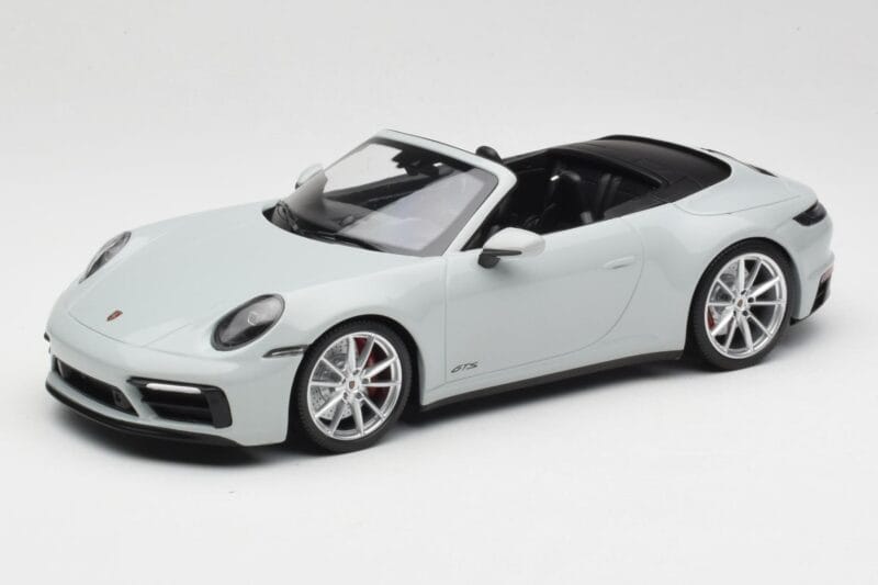 Porsche 911 992 Carrera 4 GTS Cabriolet Gris Minichamps 1:18 155063034 Métal