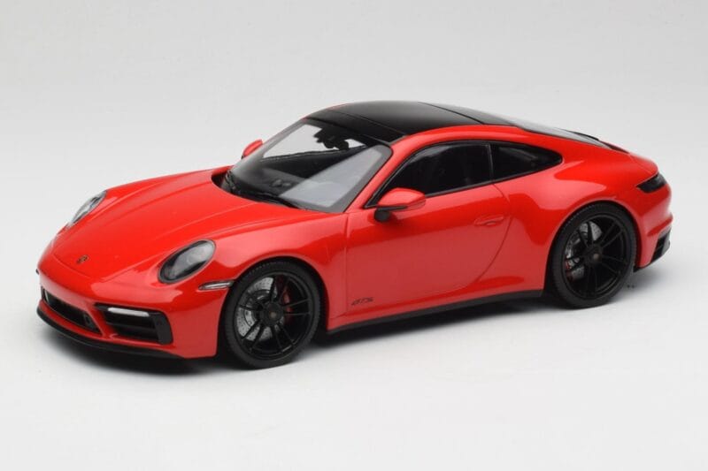 Porsche 911 992 Carrera 4 GTS Rouge Minichamps 1:18 155063100 Métal