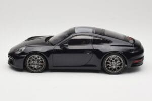 Porsche 911 992 Carrera 4S Blue Metallic Minichamps 1:18 155067321 Métal — image 5 sur 6