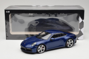 Porsche 911 992 Carrera 4S Blue Metallic Minichamps 1:18 153067327 Métal — image 6 sur 6
