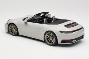 Porsche 911 992 Carrera 4S Cabriolet Gris Minichamps 1:18 155067335 Métal — image 5 sur 6