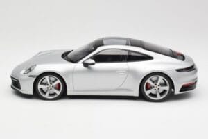 Porsche 911 992 Carrera 4S Argent Minichamps 1:18 155067322 Métal — image 3 sur 6