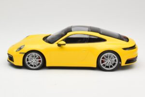 Porsche 911 992 Carrera 4S Jaune Minichamps 1:18 155067320 Métal — image 3 sur 6