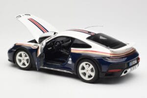 Porsche 911 992 Dakar Rough Roads Norev 1:18 187240 Métal — image 6 sur 9