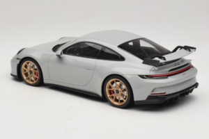 Porsche 911 992 GT3 Chalk Jantes Dorées Minichamps 1:18 117069001 Métal — image 5 sur 6