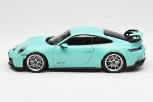 Porsche 911 992 GT3 Mint Vert Norev 1:18 187316 Métal — image 4 sur 8