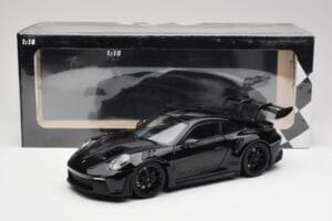Porsche 911 992 GT3 RS Noir & Jantes Noires Concept Minichamps 1:18 911992003 Métal — image 8 sur 8