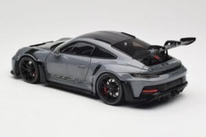 Porsche 911 992 GT3 RS Crayon Weissach Package & Black Wheels Minichamps 1:18 110062024 Métal — image 7 sur 8