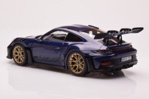 Porsche 911 992 GT3 RS Gentian Bleu Métallique Norev 1:18 187363 Métal — image 7 sur 8