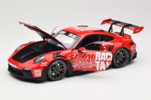 Porsche 911 992 GT3 RS Getspeed Race Taxi Guards Red Minichamps 1:18 110062040 Métal — image 2 sur 8