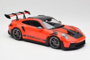 Porsche 911 992 GT3 RS Guards Orange & Jantes Argent Minichamps 1:18 911992002 Métal — image 4 sur 6