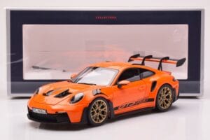 Porsche 911 992 GT3 RS Gulf Orange Norev 1:18 187360 Métal — image 8 sur 8