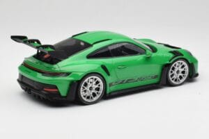 Porsche 911 992 GT3 RS Python Vert & Roues Argent & Décor Noir Minichamps 1:18 153062235 Métal — image 2 sur 6