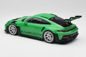 Porsche 911 992 GT3 RS Python Vert & Roues Argent & Décor Noir Minichamps 1:18 153062235 Métal — image 5 sur 6