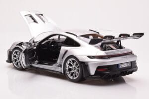 Porsche 911 992 GT3 RS Argent Métallique Norev 1:18 187357 Métal — image 5 sur 8