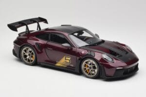 Porsche 911 992 GT3 RS Ultraviolet & Jantes Argent Minichamps 1:18 110062029 Métal — image 6 sur 8