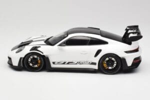 Porsche 911 992 GT3 RS Blanc & Roues Noires Minichamps 1:18 155062230 Métal — image 3 sur 6