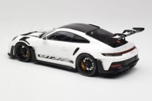 Porsche 911 992 GT3 RS Blanc & Roues Noires Minichamps 1:18 155062230 Métal — image 5 sur 6