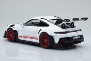 Porsche 911 992 GT3 RS Blanc Pyro Rouge Norev 1:18 187352 Métal — image 7 sur 8