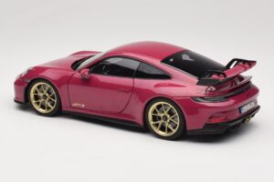Porsche 911 992 GT3 Ruby Star Neo Norev 1:18 187381 Métal — image 7 sur 8