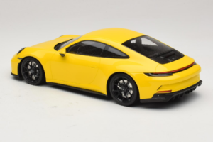 Porsche 911 992 GT3 Touring Jaune Jantes Noires Minichamps 1:18 117069021 Métal — image 5 sur 6