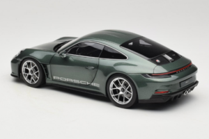 Porsche 911 992 S/T Malachite Green Metallic Norev 1:18 187472 Métal — image 7 sur 8