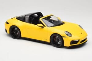 Porsche 911 992 Targa 4 GTS Jaune Minichamps 1:18 153061064 Métal — image 4 sur 6
