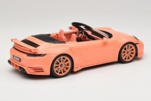 Porsche 911 992 Turbo S Cabriolet Brabus 900 Peetch GT Spirit 1:18 GT564 Résine — image 2 sur 6