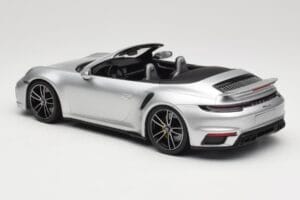 Porsche 911 992 Turbo S Cabriolet Argent Minichamps 1:18 155069082 Métal — image 5 sur 6