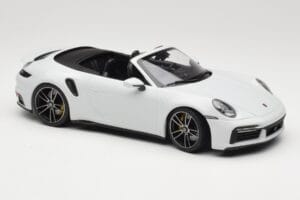Porsche 911 992 Turbo S Cabriolet White Metallic Minichamps 1:18 155069080 Métal — image 4 sur 6