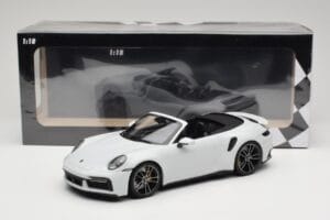 Porsche 911 992 Turbo S Cabriolet White Metallic Minichamps 1:18 155069080 Métal — image 6 sur 6