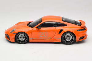 Porsche 911 992 Turbo S Coupe Sport Design Orange Minichamps 1:18 113069074 Métal — image 4 sur 8