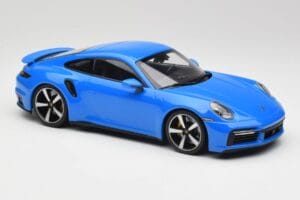 Porsche 911 992 Turbo S Gentian Bleu Minichamps 1:18 155069074 Métal — image 4 sur 6
