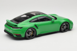 Porsche 911 992 Turbo S Vert Minichamps 1:18 153069077 Métal — image 2 sur 6