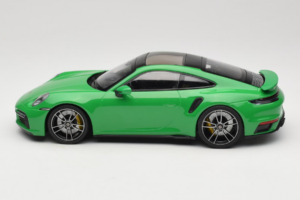 Porsche 911 992 Turbo S Vert Minichamps 1:18 153069077 Métal — image 3 sur 6
