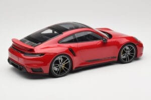 Porsche 911 992 Turbo S Rouge Minichamps 1:18 155069070 Métal — image 2 sur 6