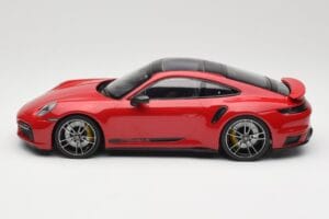 Porsche 911 992 Turbo S Rouge Minichamps 1:18 155069070 Métal — image 3 sur 6