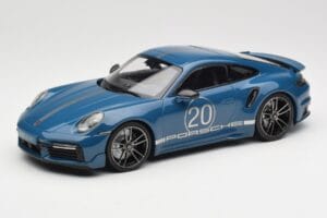 Porsche 911 992 Turbo S Sport Design Package Gentian Blue Metallic Minichamps 1:18 155069170 Métal